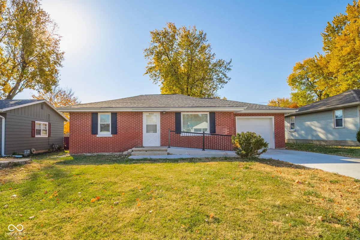 6221 W Penrod Road, Muncie, IN 47304 - #1