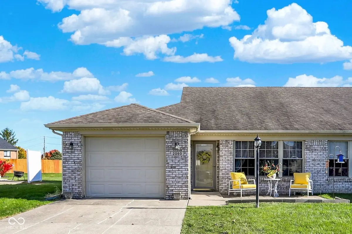 2090 Pelican Drive, Franklin, IN 46131 - #1