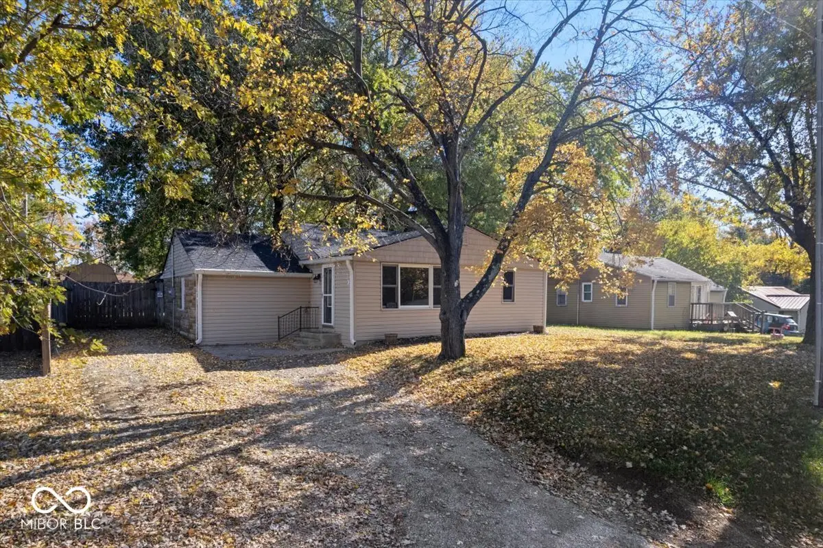 8098 N 700 W, Fairland, IN 46126 - #1