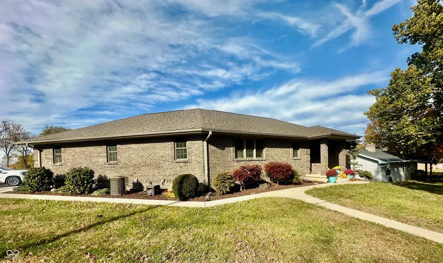 1201 10th Street, Covington, IN 47932 - Image #2