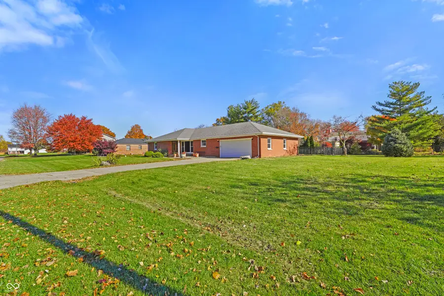 492 Manor Drive, Seymour, IN 47274 - Image #2
