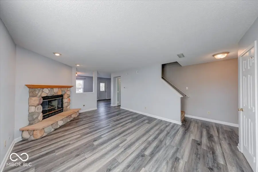 389 Springfield Circle, Greenwood, IN 46143 - Image #3