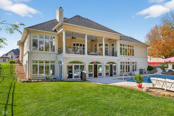 1913 Dockside Drive, Greenwood, IN 46143