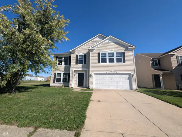 8243 Retreat Lane, Indianapolis, IN 46259