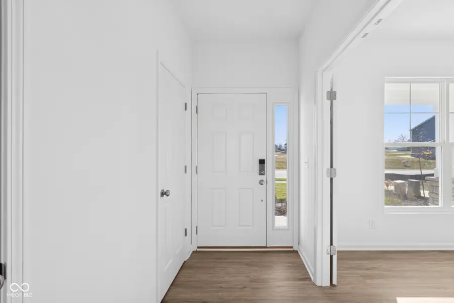 4254 Hayden Valley Drive, Bargersville, IN 46106 - Image #2