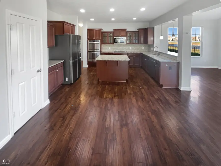 7662 Innismore Drive, Brownsburg, IN 46112 - Image #2