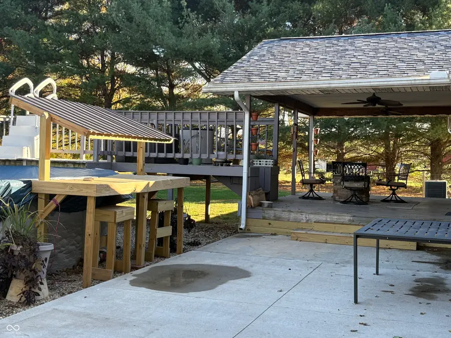 908 S Division Street, Cayuga, IN 47928 - Image #3