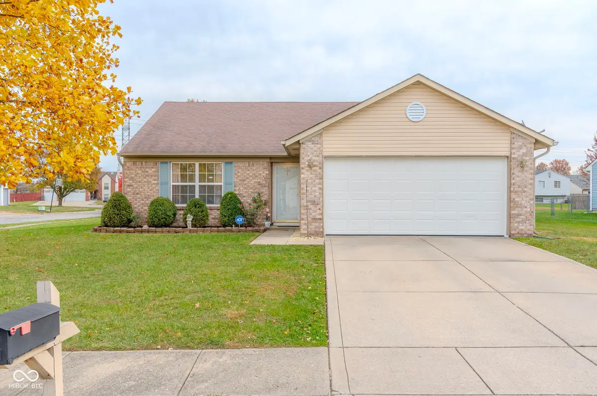3665 Chokecherry Lane, Indianapolis, IN 46235 - Image #1