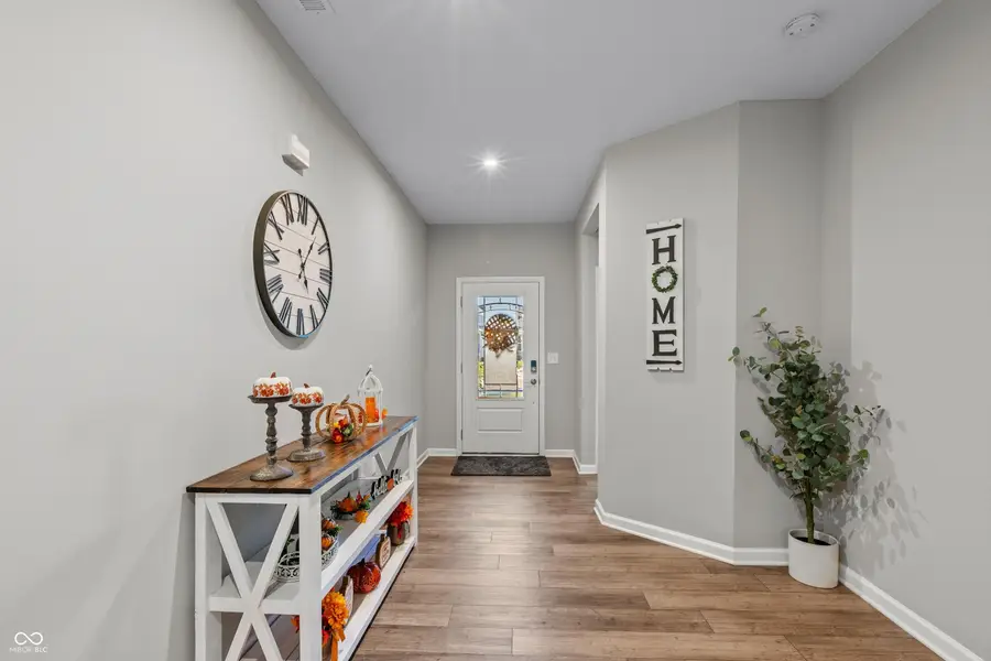 5807 Walkabout Way, Brownsburg, IN 46112 - Image #3