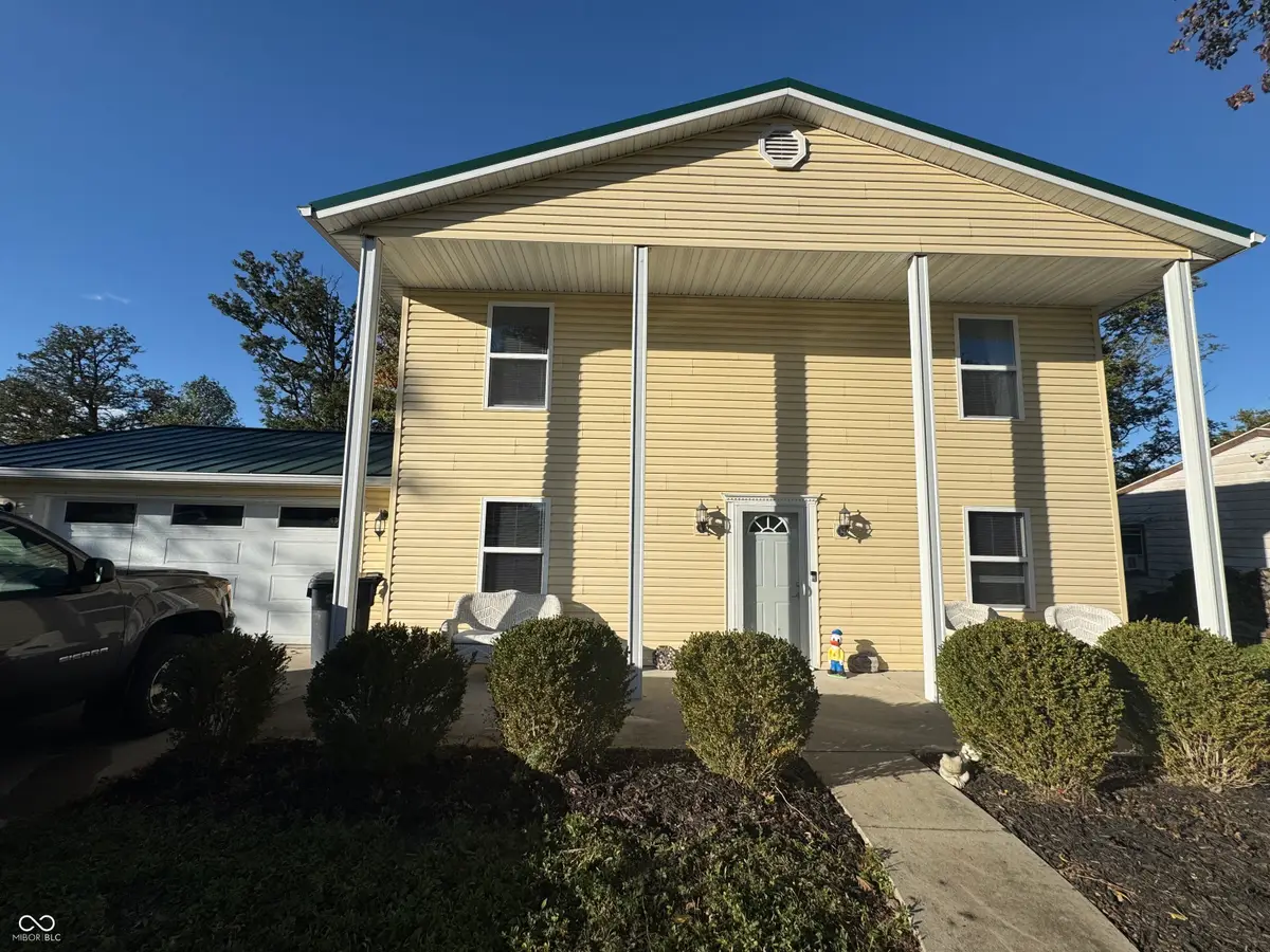 407 Lone Oak Drive, Farmland, IN 47340 - #1