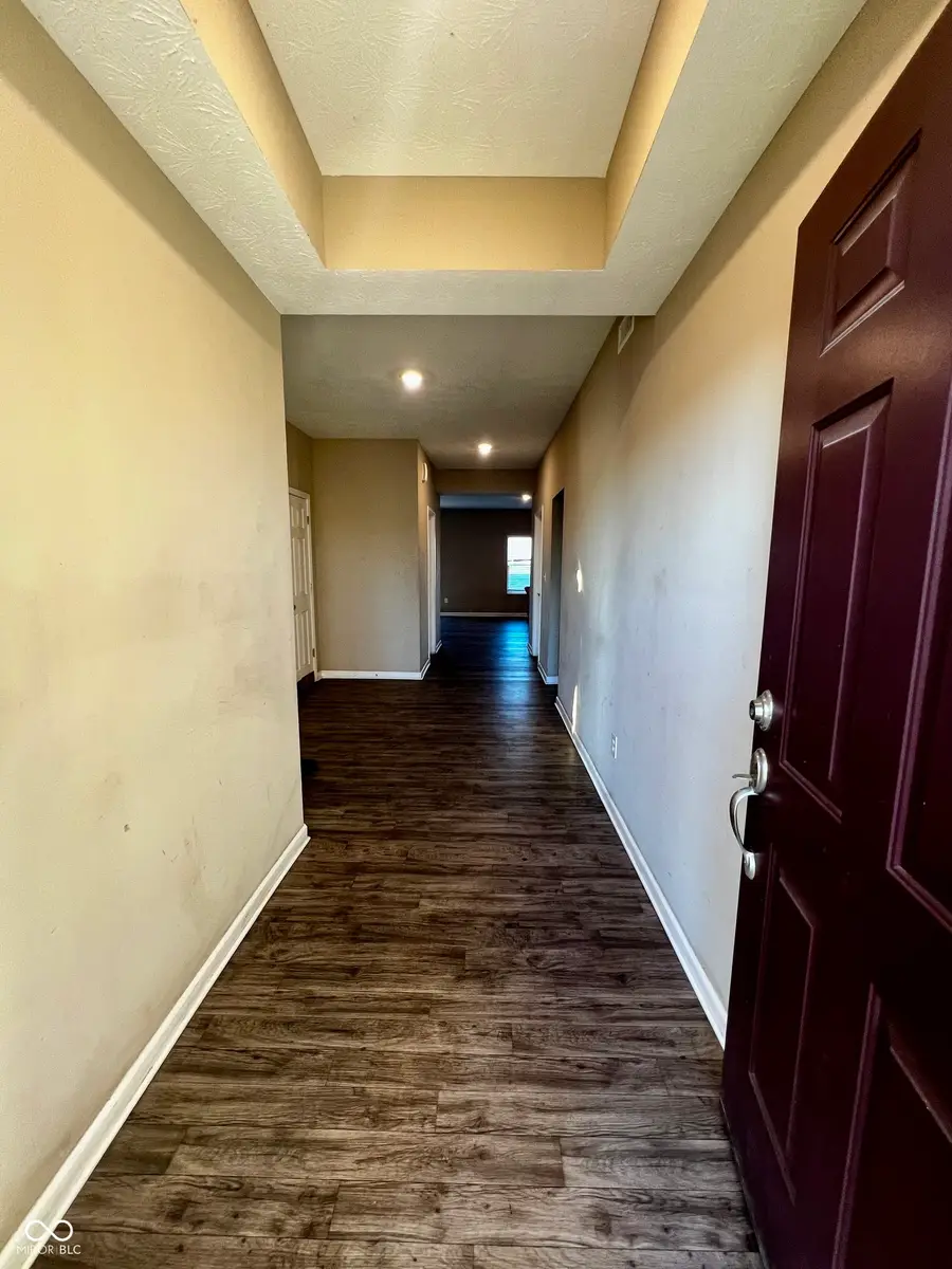 966 Bent Branch Circle, Greenwood, IN 46143 - Image #2