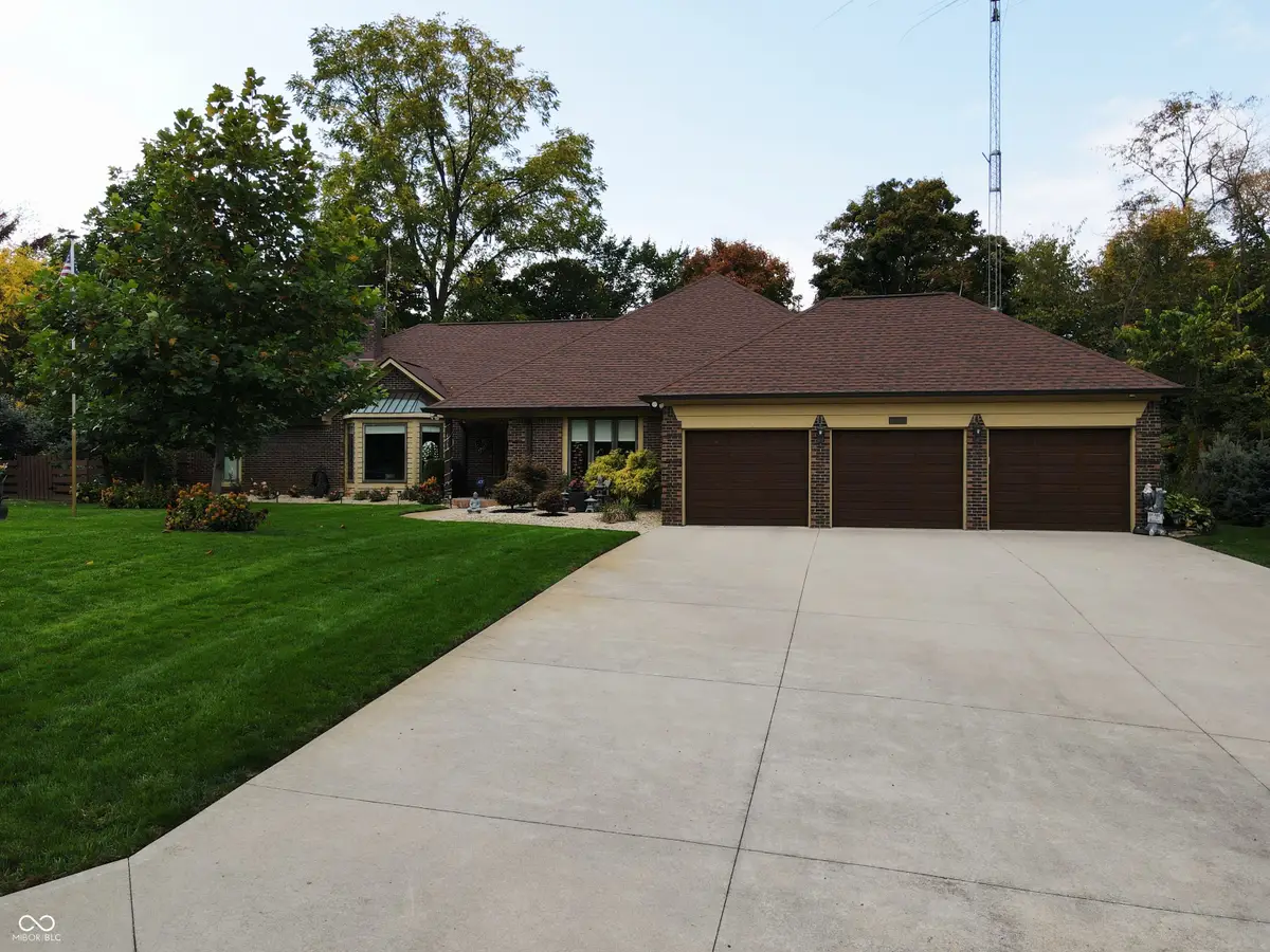 6563 Kings Court, Avon, IN 46123 - Image #1