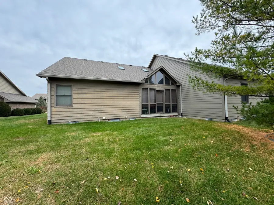 673 Brook Drive, Greenwood, IN 46143 - Image #3
