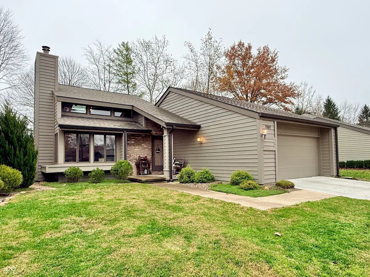 707 Carya Square, Columbus, IN 47201 - Image #1