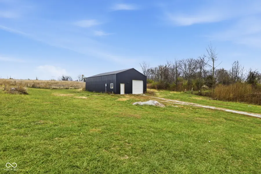6192 S County Road 550 E, Greencastle, IN 46135 - Image #2