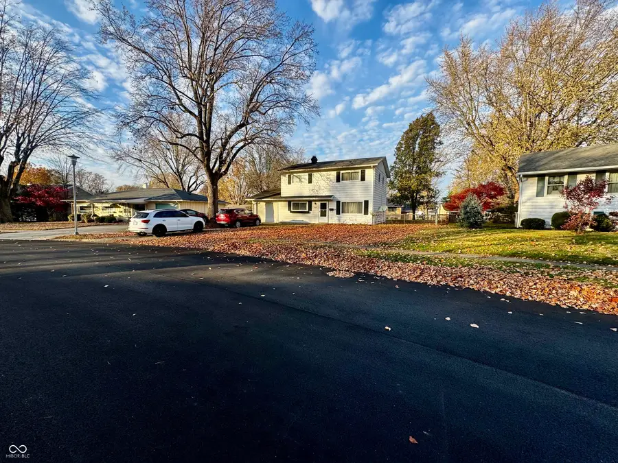 200 N Grace Avenue, Crawfordsville, IN 47933 - Image #2