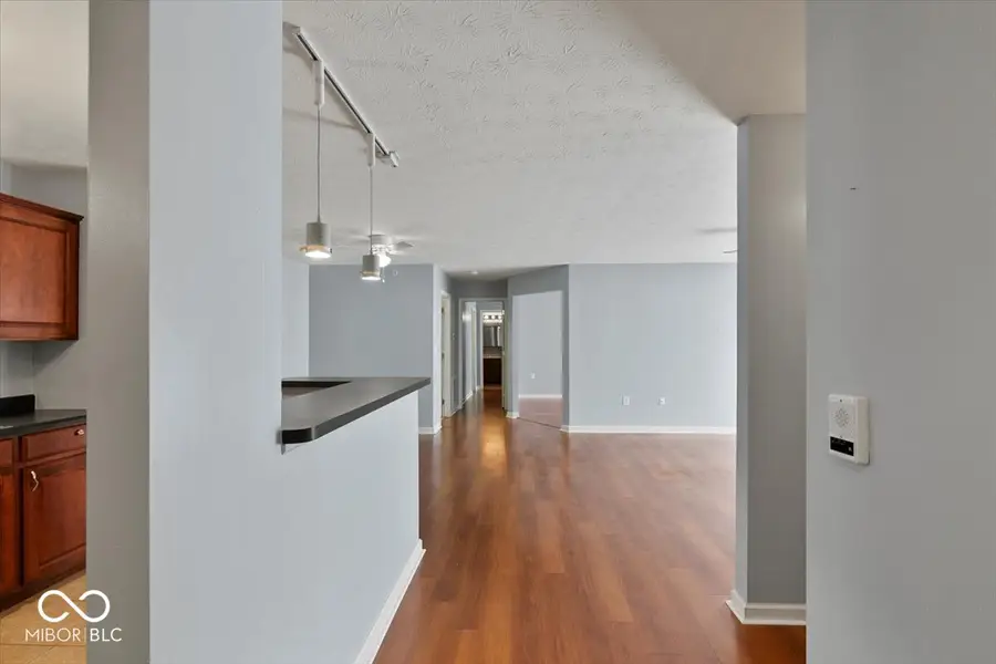 4933 Opal Ridge Lane #102, Indianapolis, IN 46237 - Image #3