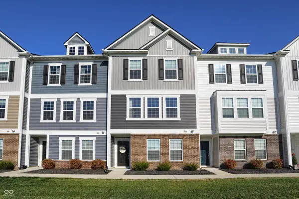 717 Axford Bay Drive, Westfield, IN 46074