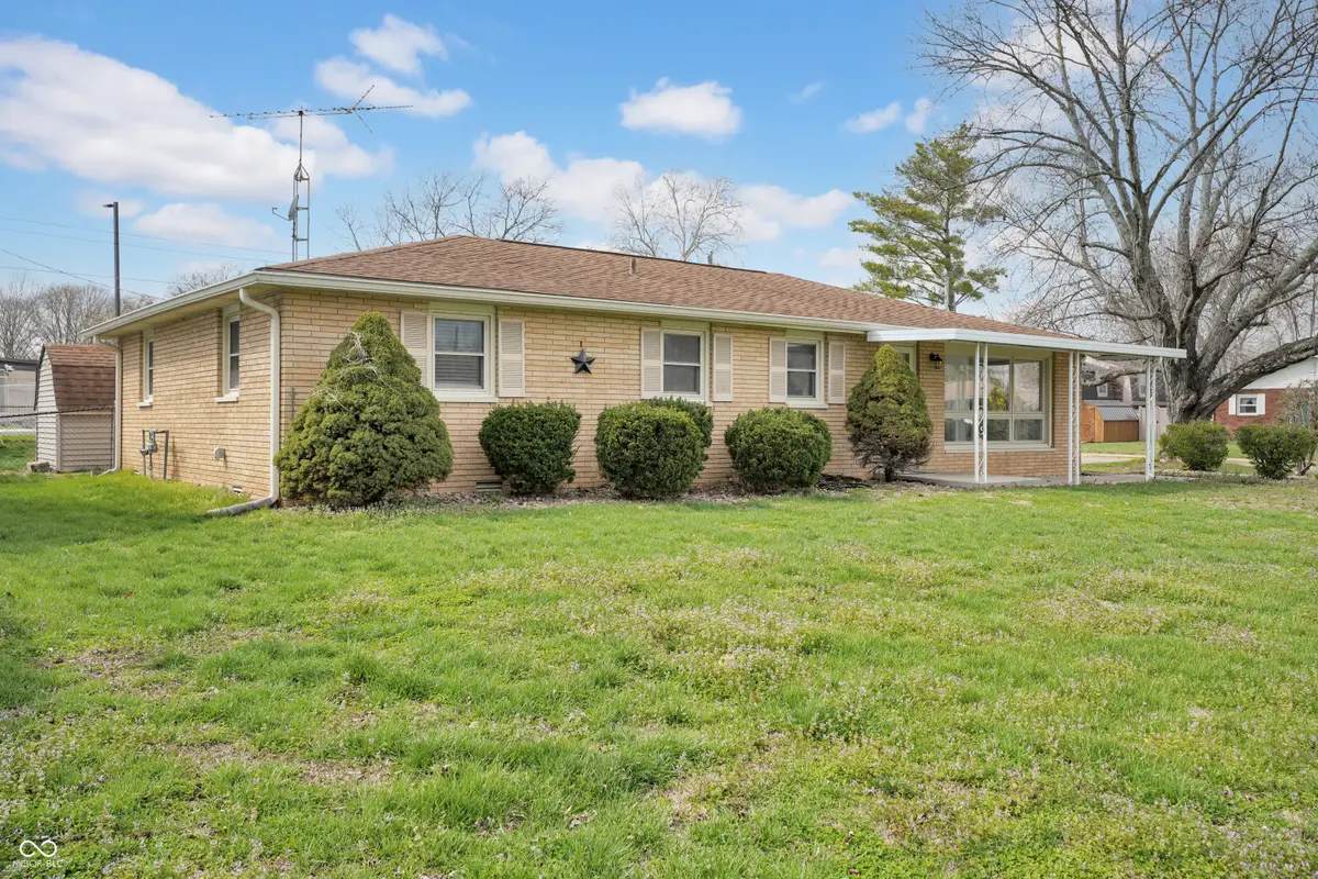 2132 Timbercrest Drive, Columbus, IN 47203 - #1