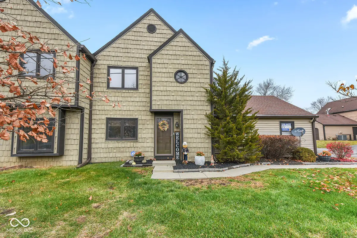 9611 Highgate Circle N, Indianapolis, IN 46250 - Image #1