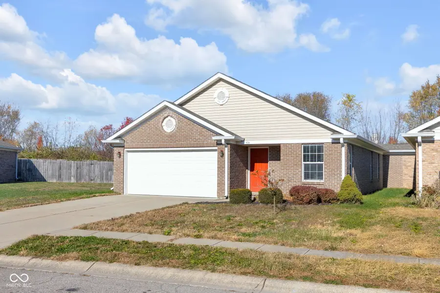 928 Baden Manor Drive, Indianapolis, IN 46217 - Image #2