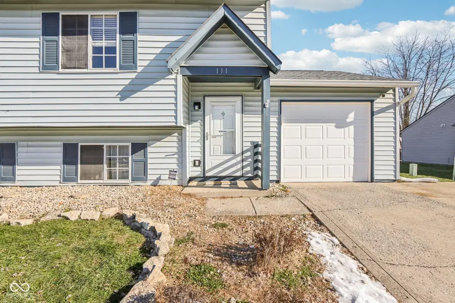 111 Meadow Creek Boulevard, Whiteland, IN 46184 - Image #2