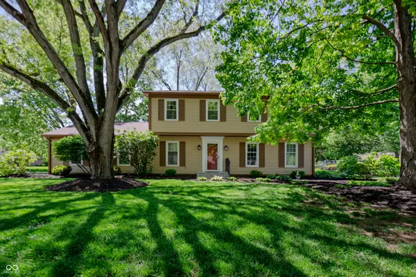 10214 E Lakeshore Drive, Carmel, IN 46033
