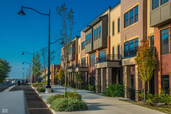 432 S Meridian Street, Greenwood, IN 46143