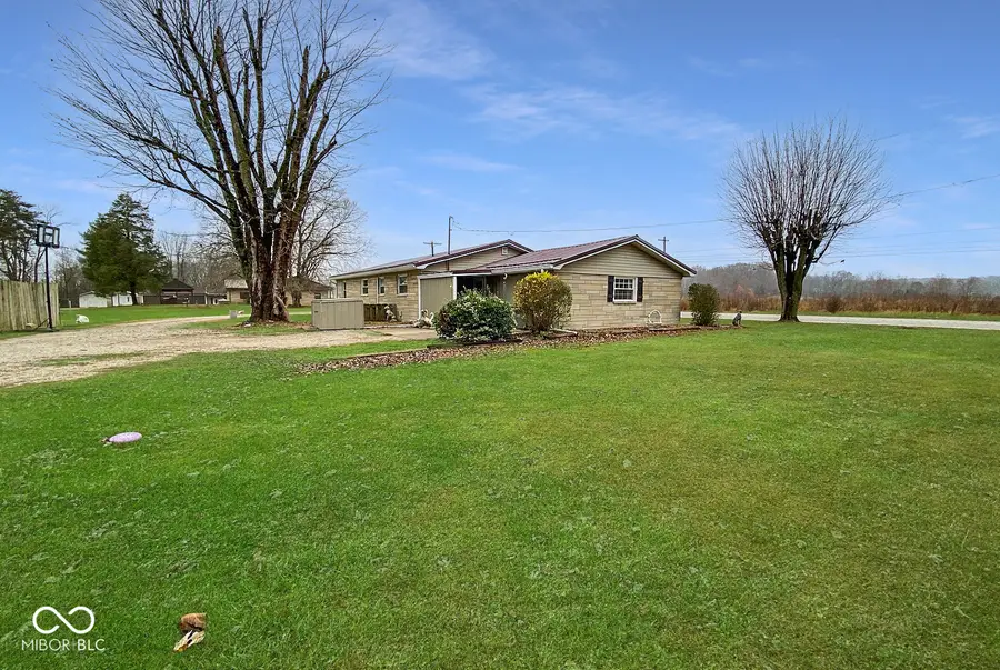 6066 State Road 60 W, Mitchell, IN 47446 - Image #2