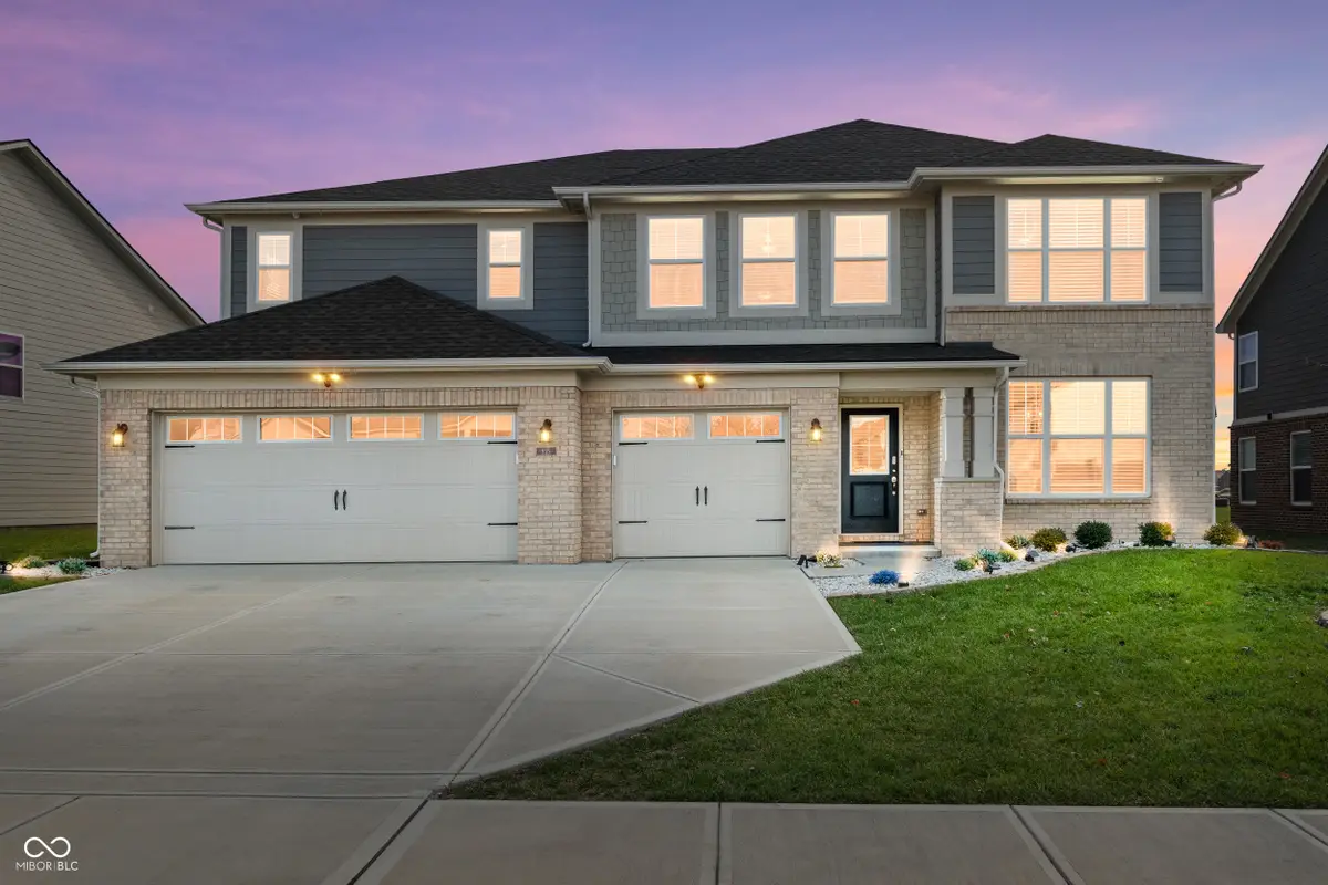 955 Garrison Drive, Greenwood, IN 46143 - Image #1