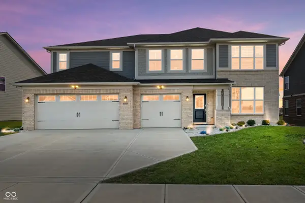 955 Garrison Drive, Greenwood, IN 46143