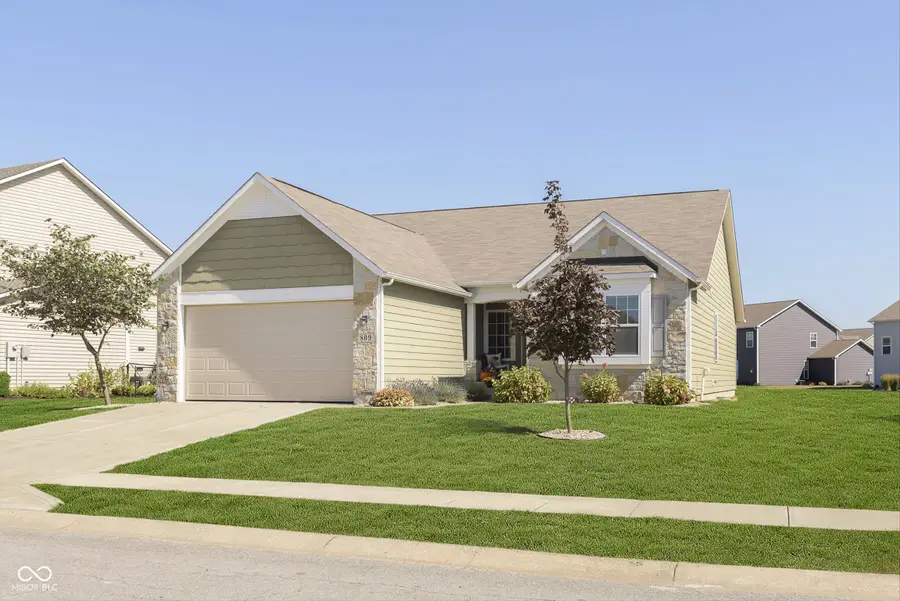 809 Declaration Drive, Pittsboro, IN 46167 - Image #3