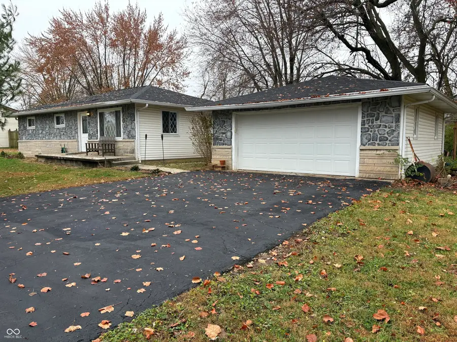 248 Robbins Drive, Greenwood, IN 46142 - Image #2