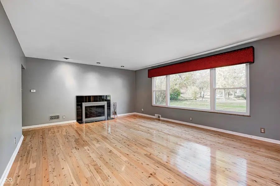 6065 Gladden Drive, Indianapolis, IN 46220 - Image #3