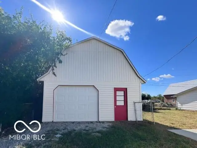 212 E Hopewell Street, Farmersburg, IN 47850 - Image #3