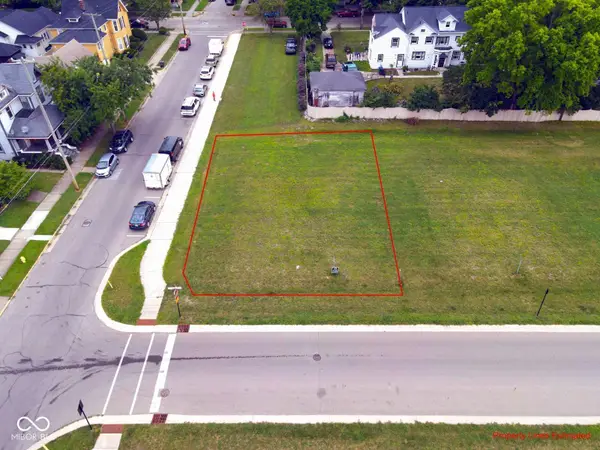 178 W Franklin Street, Shelbyville, IN 46176