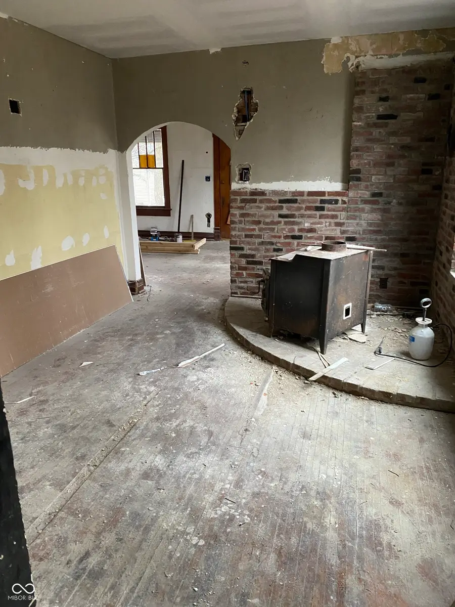 408 E Monroe Street, Alexandria, IN 46001 - Image #3