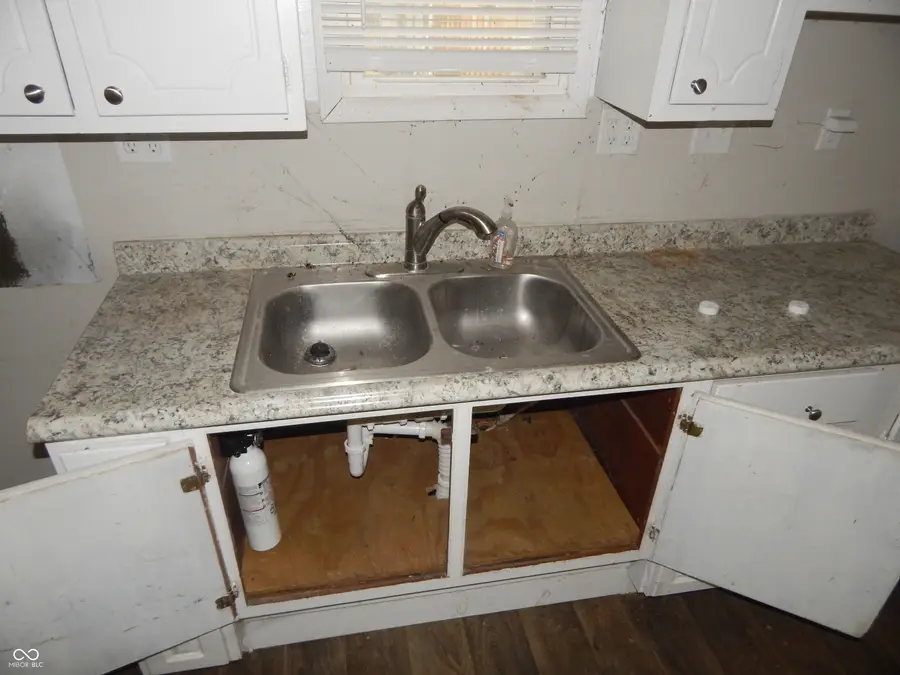 727 W 9th Street, Anderson, IN 46016 - Image #3