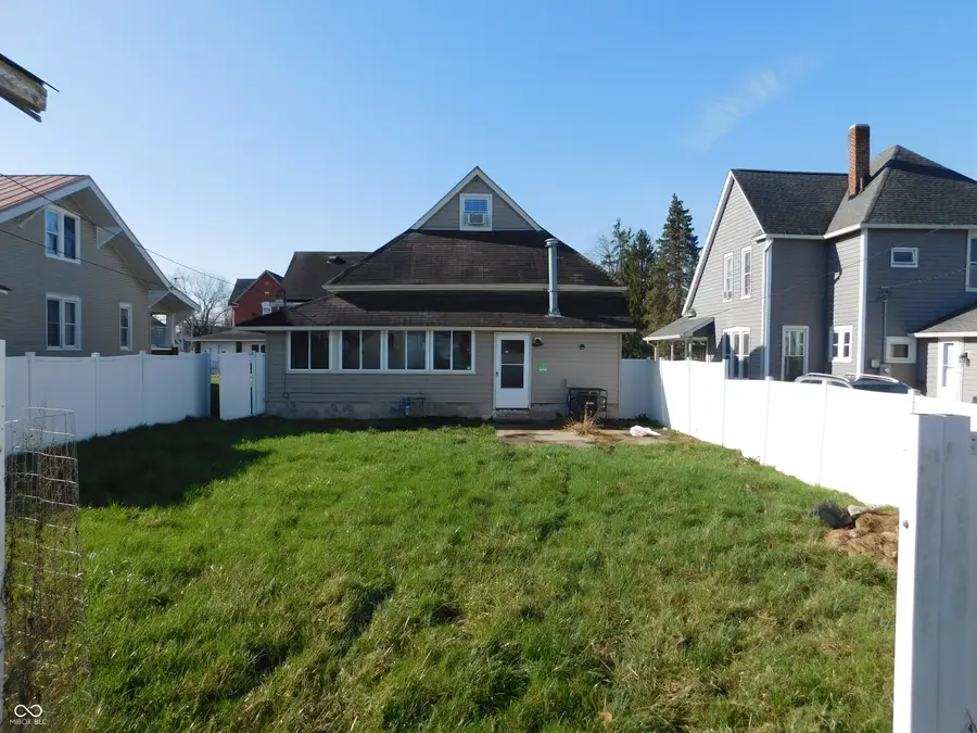 928 S A Street, Elwood, IN 46036 - Image #3