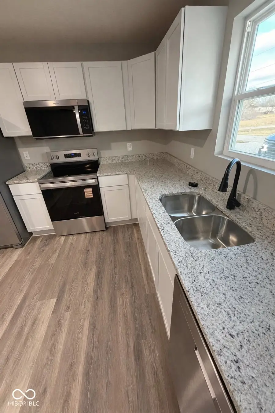 3983 Abbey Way, North Vernon, IN 47265 - #3