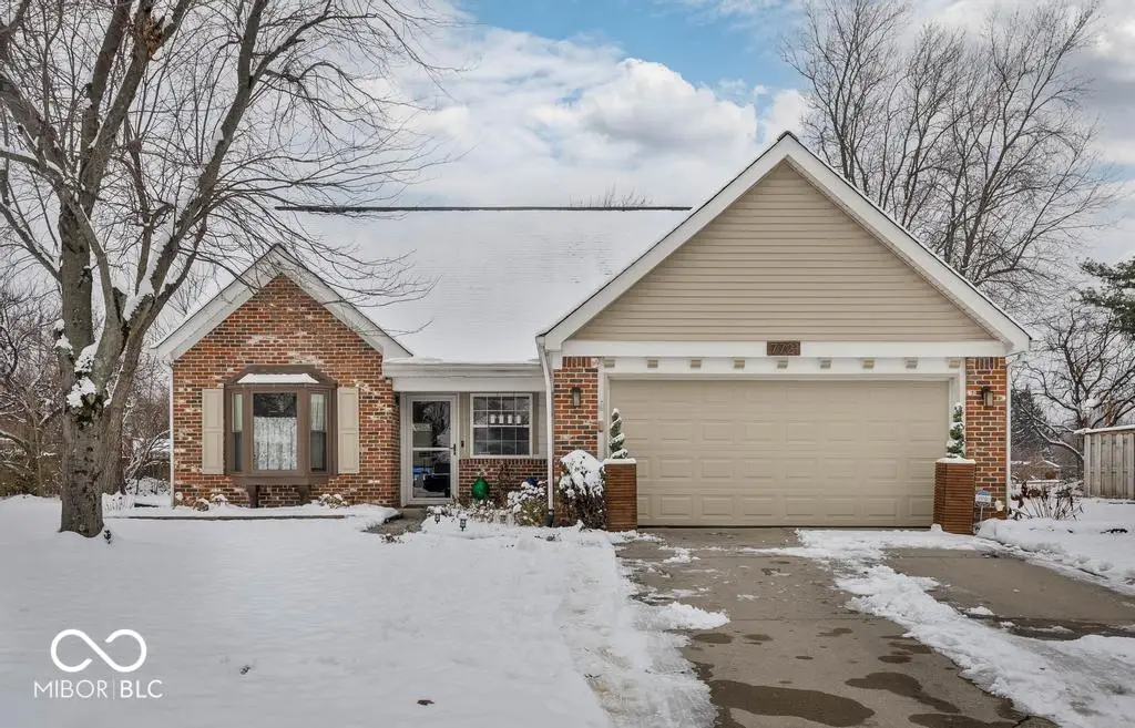 7721 Hollow Ridge Circle, Indianapolis, IN 46256 - Image #1