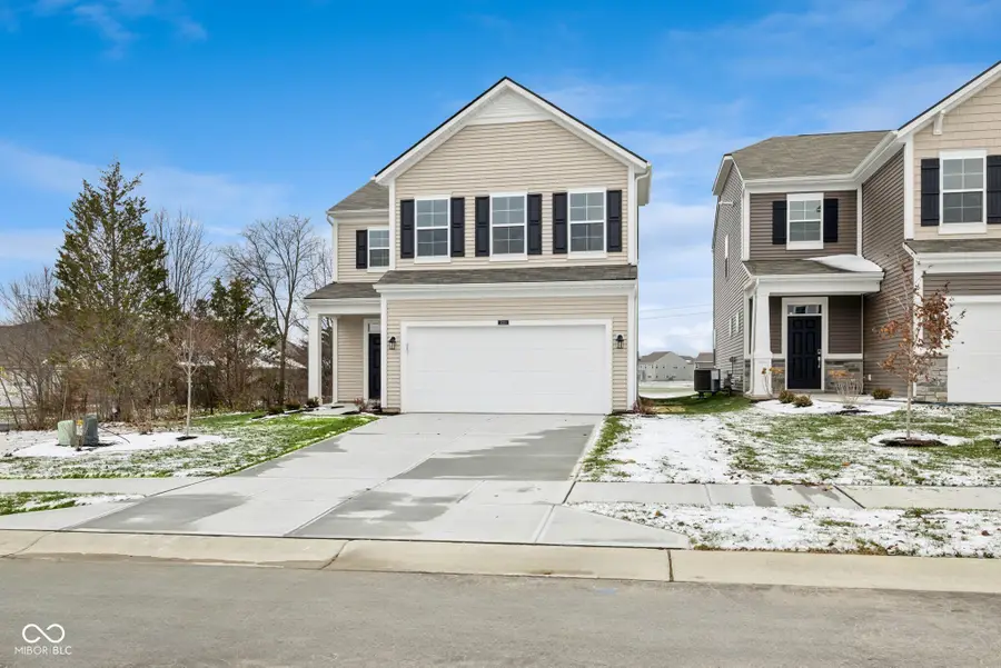 5220 Rolling Meadow Boulevard, Indianapolis, IN 46237 - Image #2