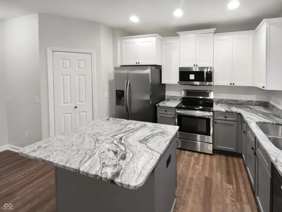 5165 Montevideo Drive, Plainfield, IN 46168 - Image #2