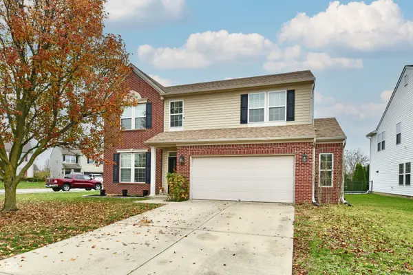 5862 Columbia Circle, Greenwood, IN 46142