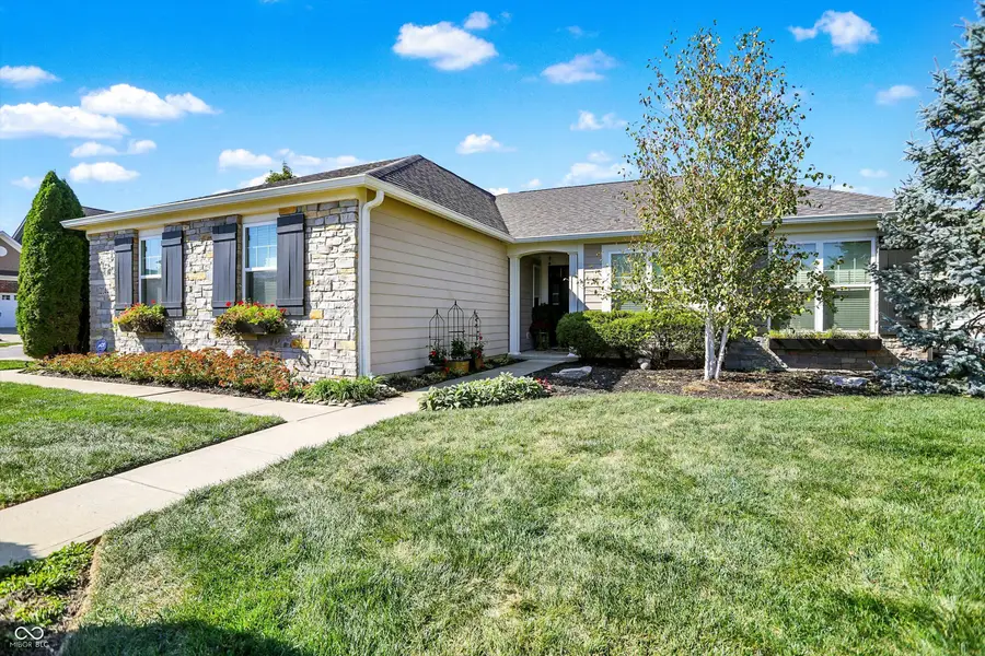 12044 Sanctuary Boulevard, Zionsville, IN 46077 - Image #2