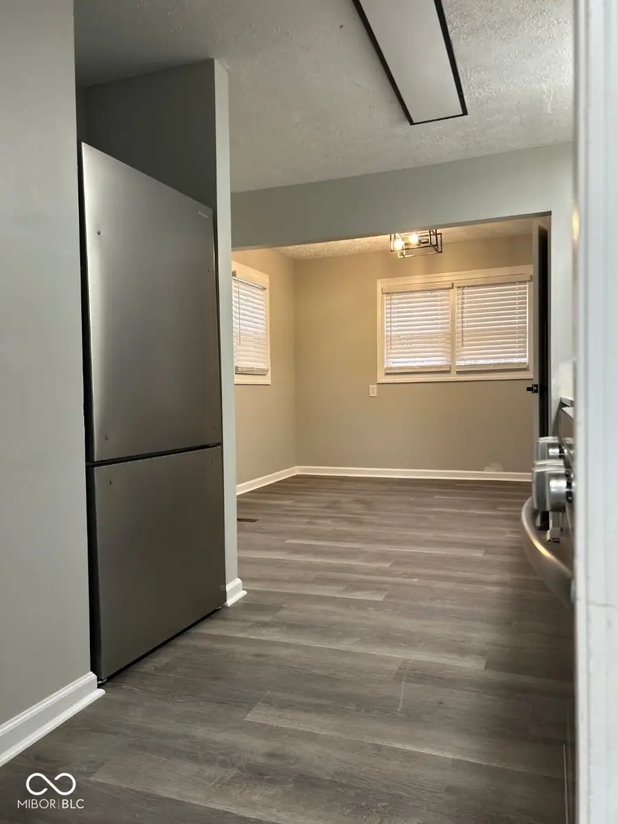 909 N Sadlier Drive, Indianapolis, IN 46219 - Image #3