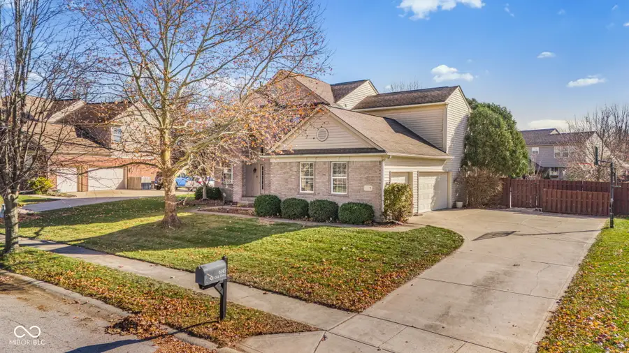 6145 Mill Oak Drive, Noblesville, IN 46062 - Image #2