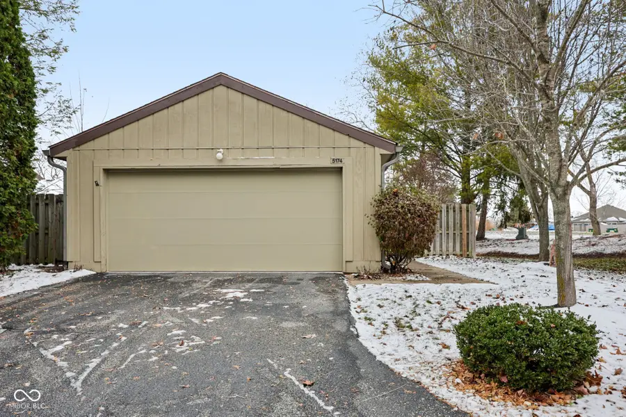 5174 Greensview Way, Avon, IN 46123 - Image #2