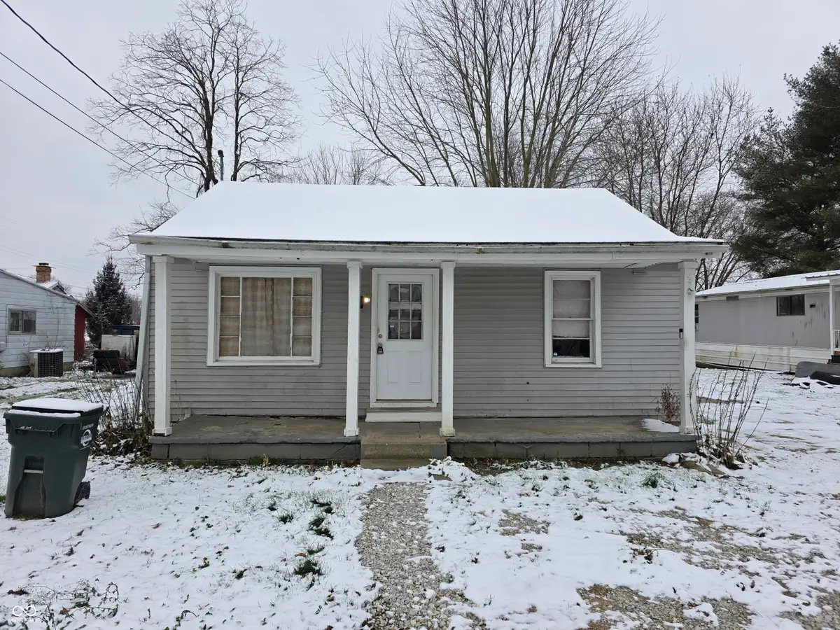 233 W Main Street, Medora, IN 47260 - Image #1