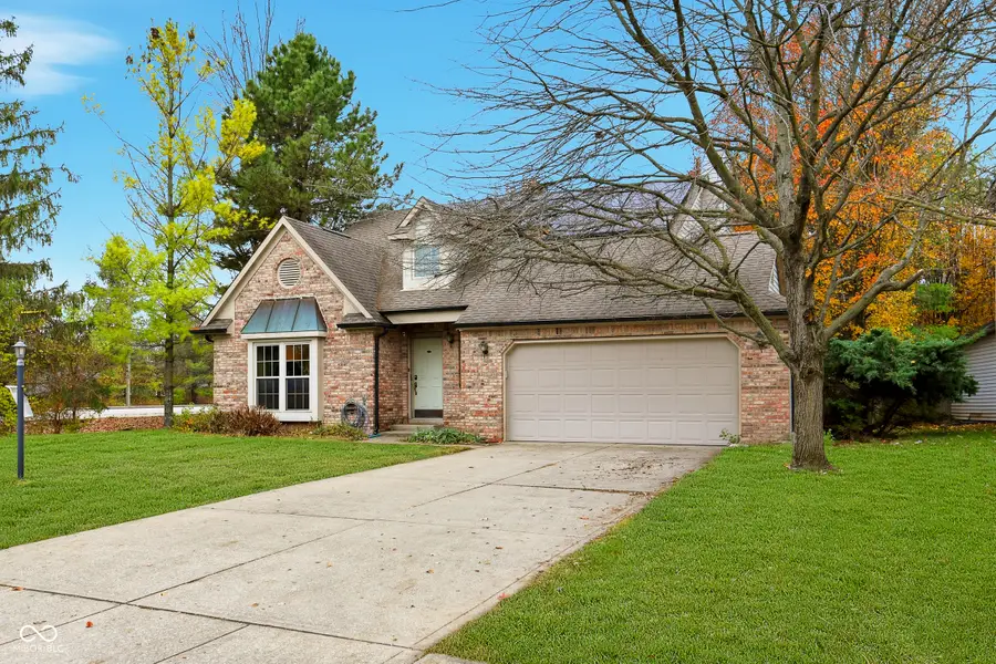 5345 Old Barn Drive, Indianapolis, IN 46268 - Image #2